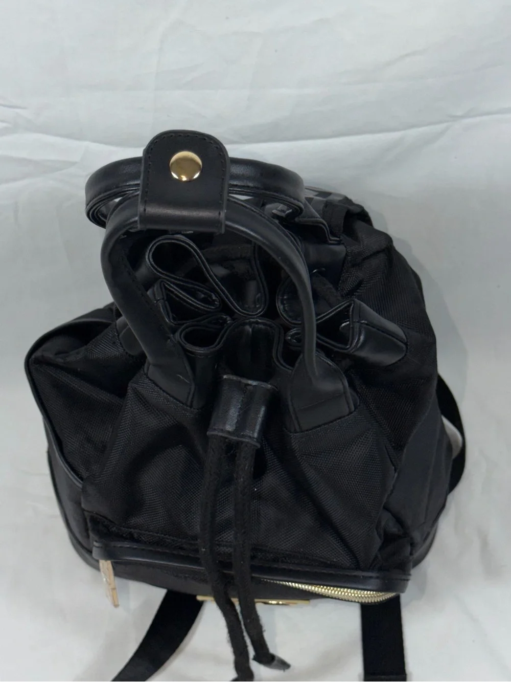 Versace Parfums Black Nylon Backpack Gold Logo NWOT Cinch Drawstring Travel Bag